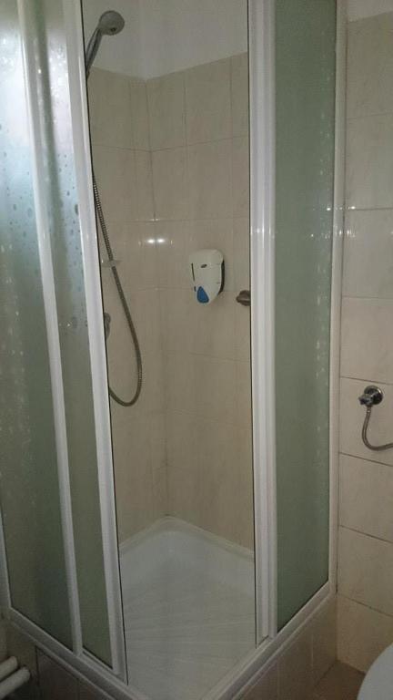 Hotel Fenyves Fogado Szurdokpüspöki Zimmer foto